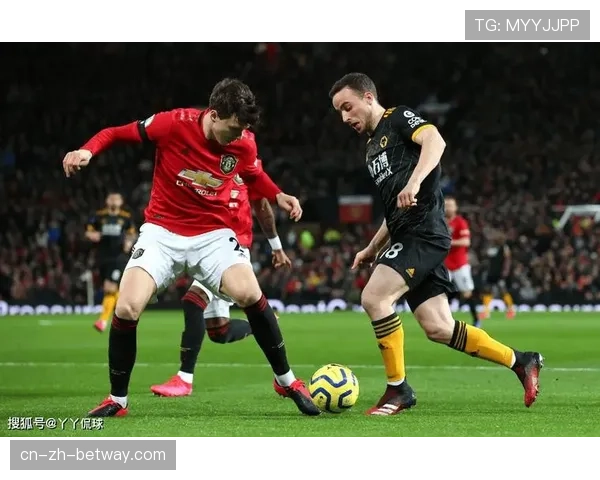 曼联与狼队就若昂·戈麦斯进行深入谈判,转会费或达5000万欧