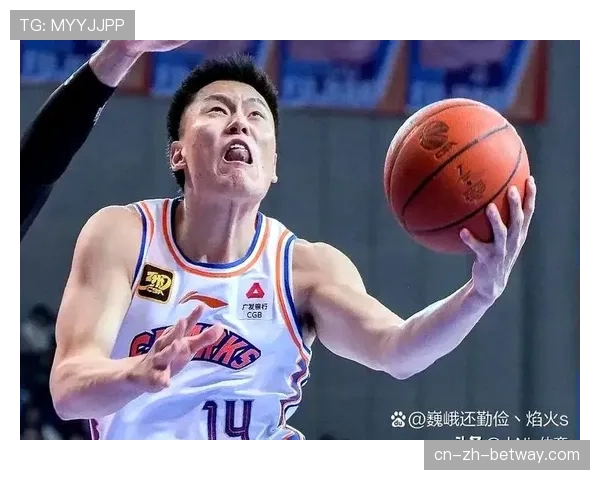 李弘权15分4篮板贡献 上海锋线进攻端保持效率